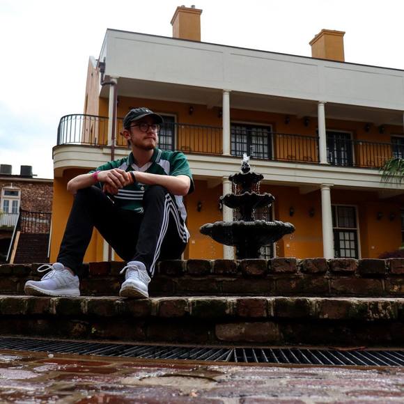 Meet your Posher, Vince - Picture 1 of 1